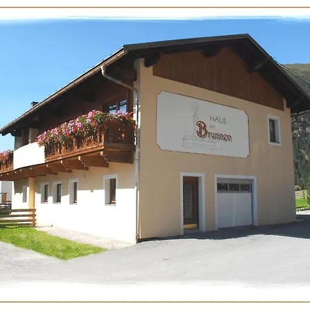 לינה וארוחת בוקר Haus Am Brunnen