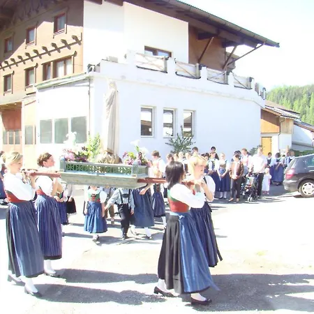 Haus Am Brunnen Bed & Breakfast Umhausen
