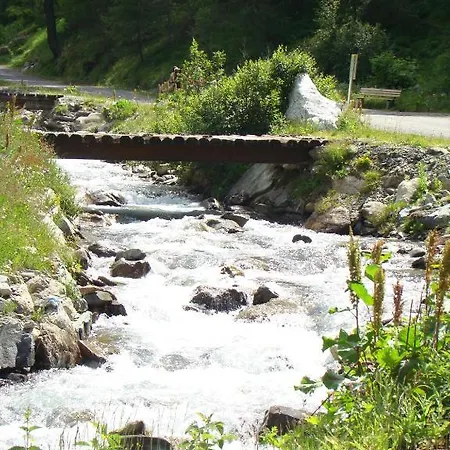 Haus Am Brunnen לינה וארוחת בוקר 3*