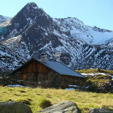 Bed & Breakfast Haus Am Brunnen *