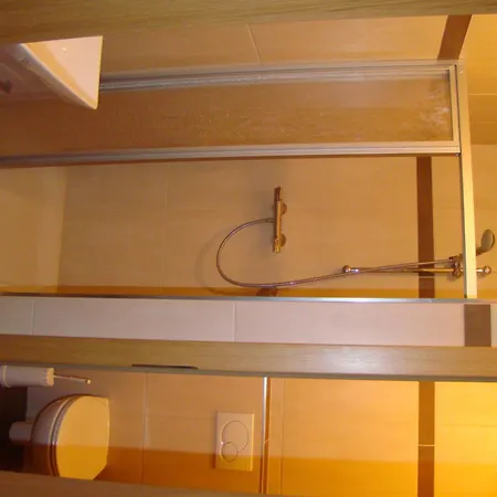 Haus Am Brunnen Bed & Breakfast 3*